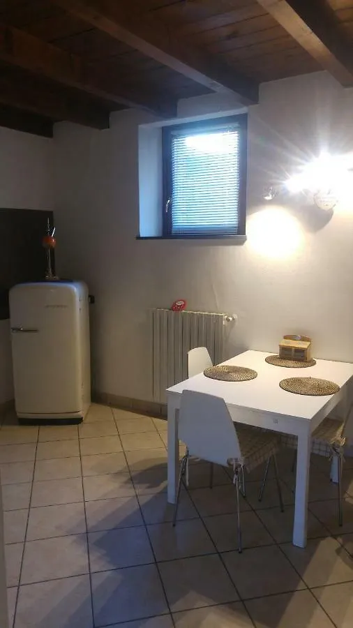 Borghello 2Level Airport Apartment Bergamo 0*,  Italy