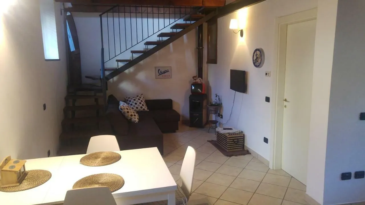 Borghello 2Level Airport Apartment Bergamo